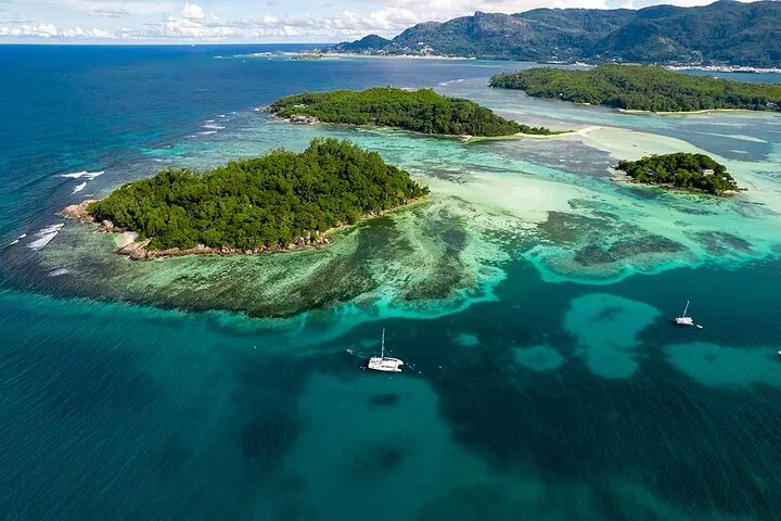 Sainte Anne Deniz Parkı tekne günü